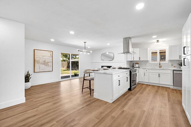 474 E Escalon Avenue, Fresno, CA 93710