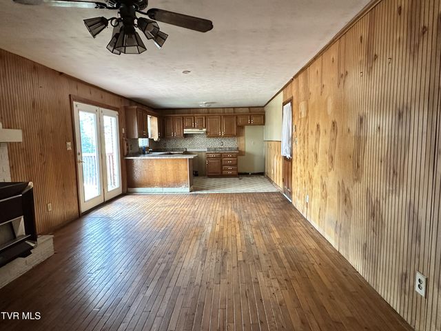 4624 Woodcliff Drive, Kingsport, TN 37664