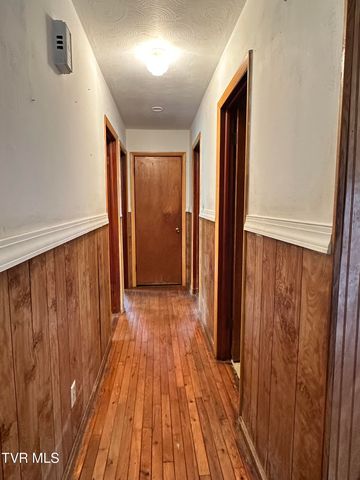 4624 Woodcliff Drive, Kingsport, TN 37664