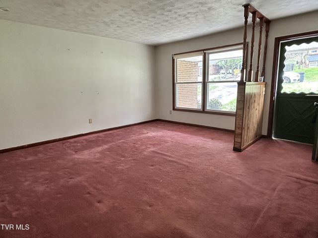 4624 Woodcliff Drive, Kingsport, TN 37664