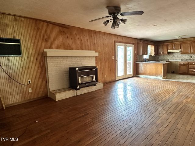 4624 Woodcliff Drive, Kingsport, TN 37664