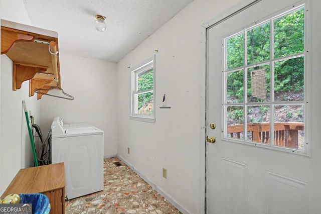 118 Cub Lane, Rabun Gap, GA 30568