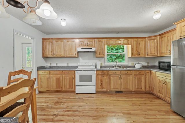 118 Cub Lane, Rabun Gap, GA 30568