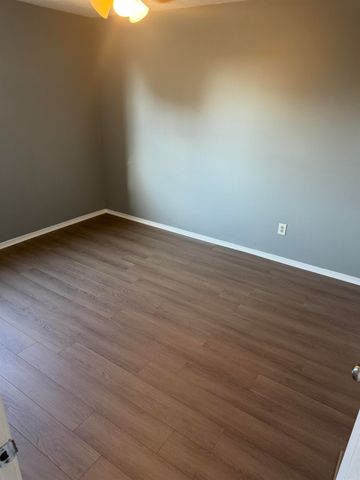 15 RED OAK LN, Russellville, AR 72802