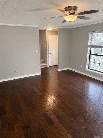 15 RED OAK LN, Russellville, AR 72802