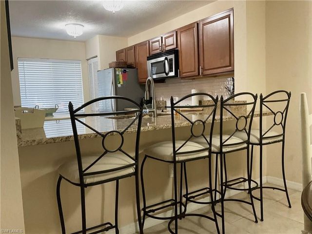 3062 Sandpiper Bay CIR K102, Naples, FL 34112