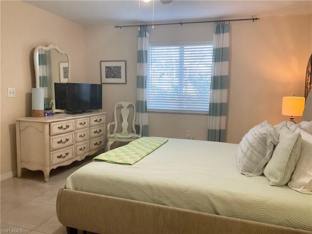 3062 Sandpiper Bay CIR K102, Naples, FL 34112