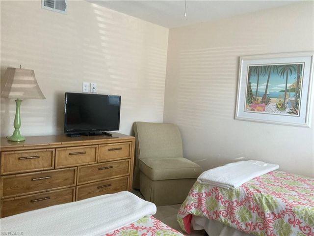 3062 Sandpiper Bay CIR K102, Naples, FL 34112