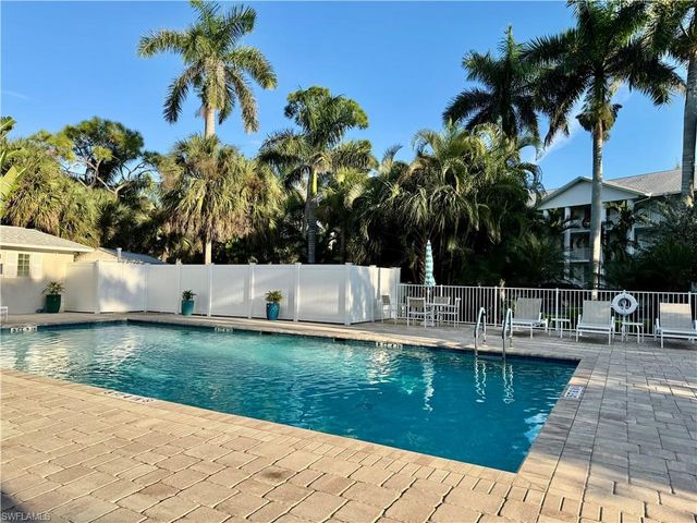 3062 Sandpiper Bay CIR K102, Naples, FL 34112