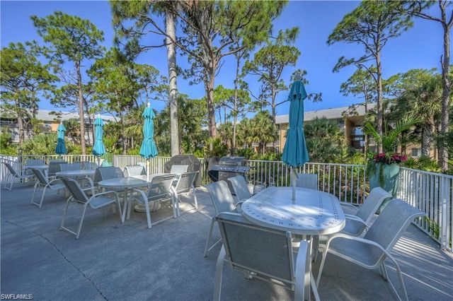 3062 Sandpiper Bay CIR K102, Naples, FL 34112