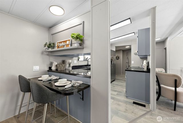 124 W Blakley Drive, Elma, WA 98541