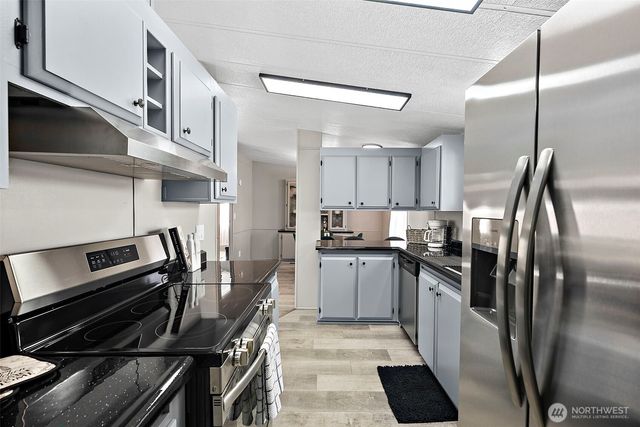 124 W Blakley Drive, Elma, WA 98541