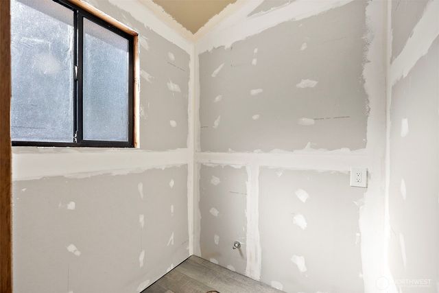 124 W Blakley Drive, Elma, WA 98541