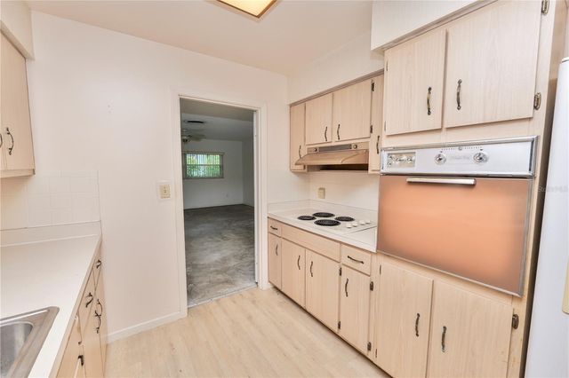 2631 NEWPORT AVENUE, Lakeland, FL 33803