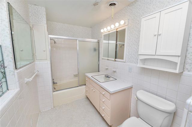 2631 NEWPORT AVENUE, Lakeland, FL 33803