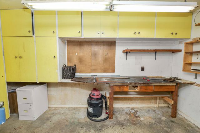 2631 NEWPORT AVENUE, Lakeland, FL 33803