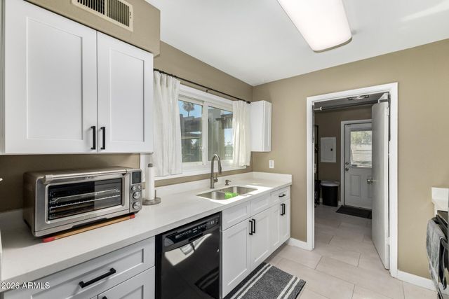 2717 S ALDER Drive, Tempe, AZ 85282