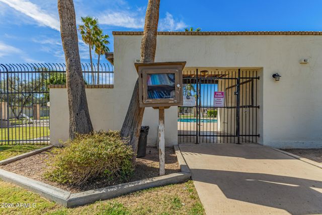 2717 S ALDER Drive, Tempe, AZ 85282