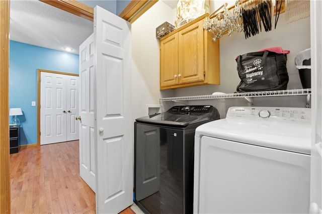 913 Applewood Lane, Belton, MO 64012