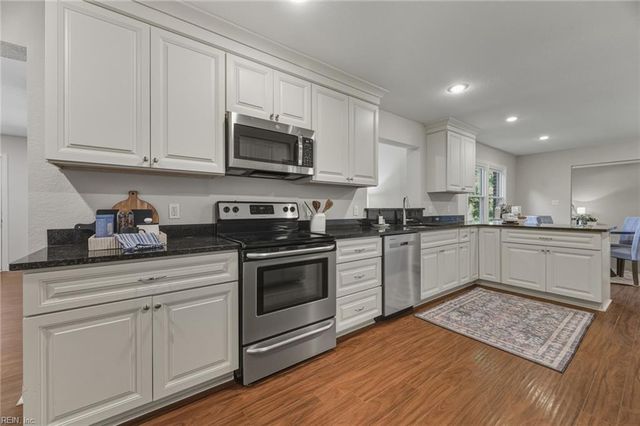 136 Old DR, Chesapeake, VA 23322