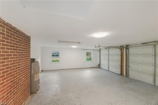 136 Old DR, Chesapeake, VA 23322