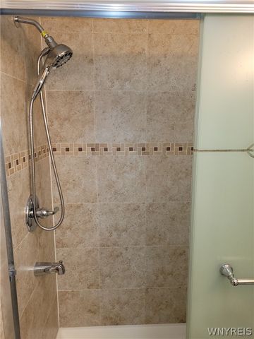 4723 Tuscarora Road, Niagara, NY 14304