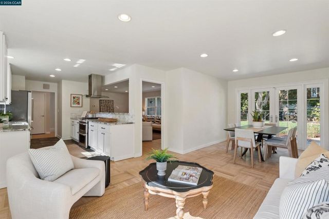 1 W Arbor Way, Lafayette, CA 94549
