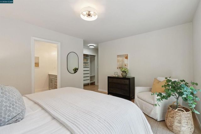 1 W Arbor Way, Lafayette, CA 94549