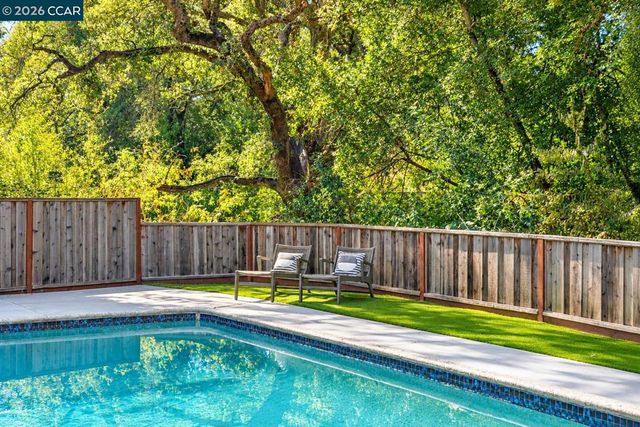 1 W Arbor Way, Lafayette, CA 94549