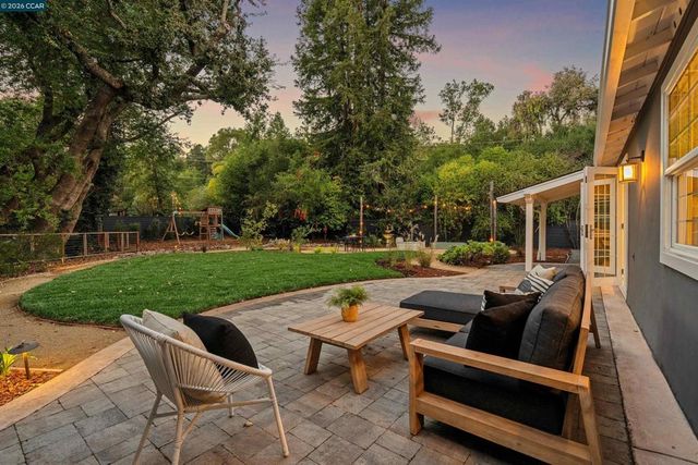 1 W Arbor Way, Lafayette, CA 94549