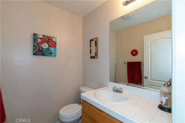 136 Spinnaker Street, San Jacinto, CA 92583