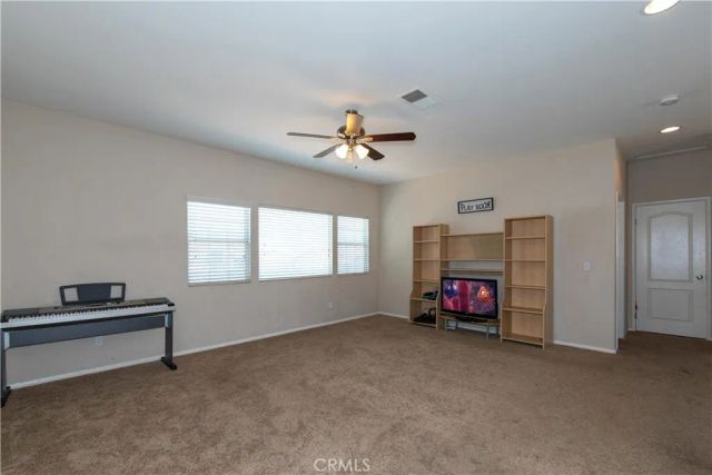 136 Spinnaker Street, San Jacinto, CA 92583