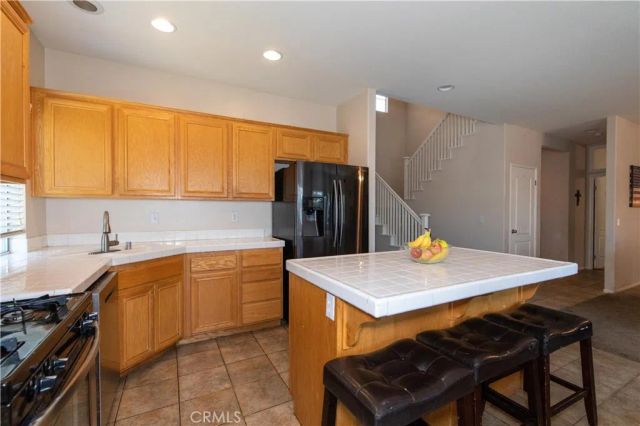 136 Spinnaker Street, San Jacinto, CA 92583