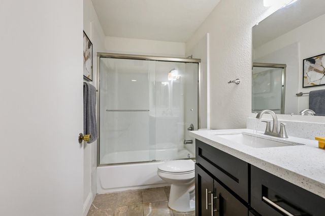 3591 Quail Lakes Dr #295, Stockton, CA 95207