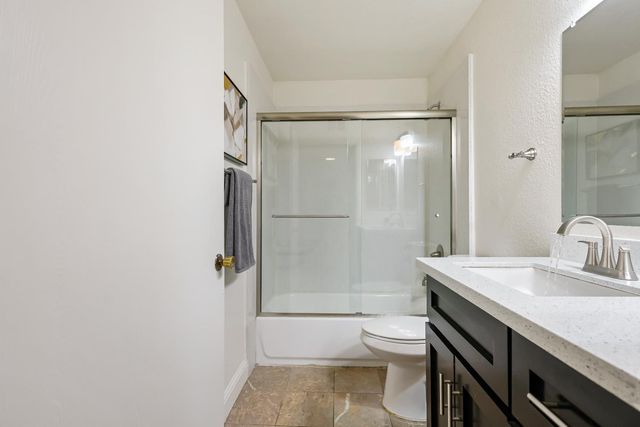 3591 Quail Lakes Dr #295, Stockton, CA 95207