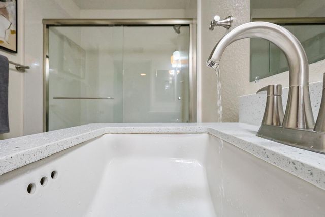 3591 Quail Lakes Dr #295, Stockton, CA 95207