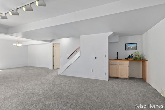 2016 Tall Meadow Street NE, Grand Rapids, MI 49505
