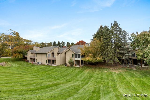 2016 Tall Meadow Street NE, Grand Rapids, MI 49505