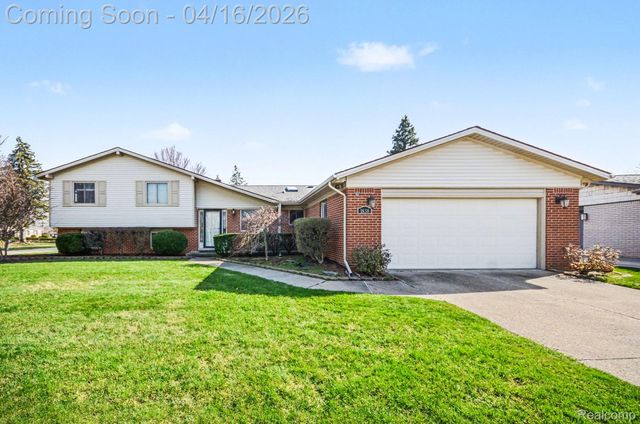 1838 Lyster Lane, Troy, MI 48085