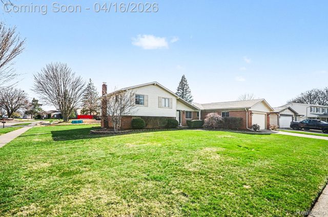 1838 Lyster Lane, Troy, MI 48085