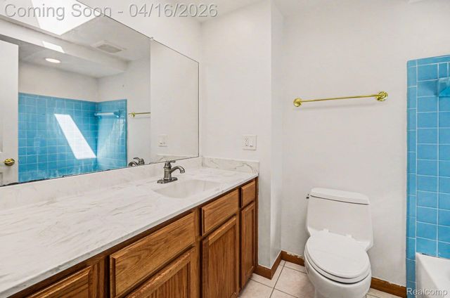 1838 Lyster Lane, Troy, MI 48085