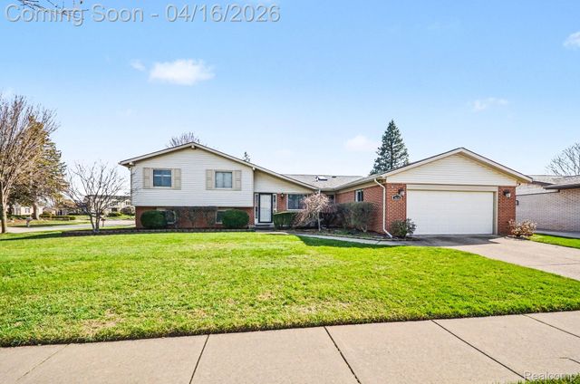 1838 Lyster Lane, Troy, MI 48085