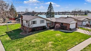 1838 Lyster Lane, Troy, MI 48085