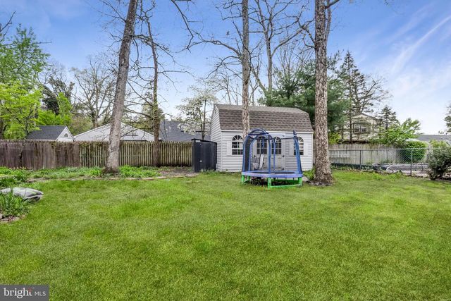 44 BISHOP ST, Browns Mills, NJ 08015