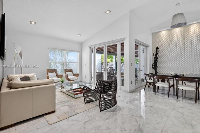 5861 NW 109th Court, Doral, FL 33178