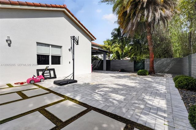 5861 NW 109th Court, Doral, FL 33178