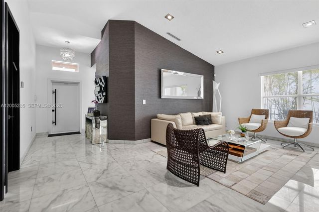 5861 NW 109th Court, Doral, FL 33178