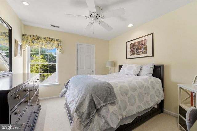 67 BUCKINGHAM PL, Cherry Hill, NJ 08003