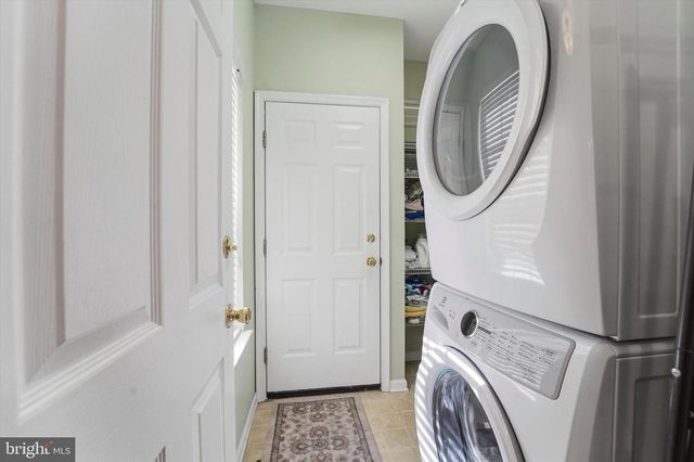 67 BUCKINGHAM PL, Cherry Hill, NJ 08003