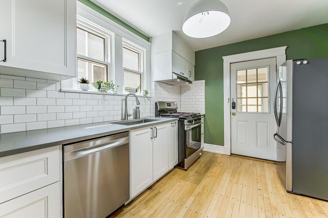 326 S 7th Street, Ann Arbor, MI 48103